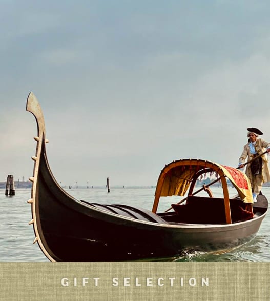 Corso di voga alla veneta su una gondola del 600 image number 0