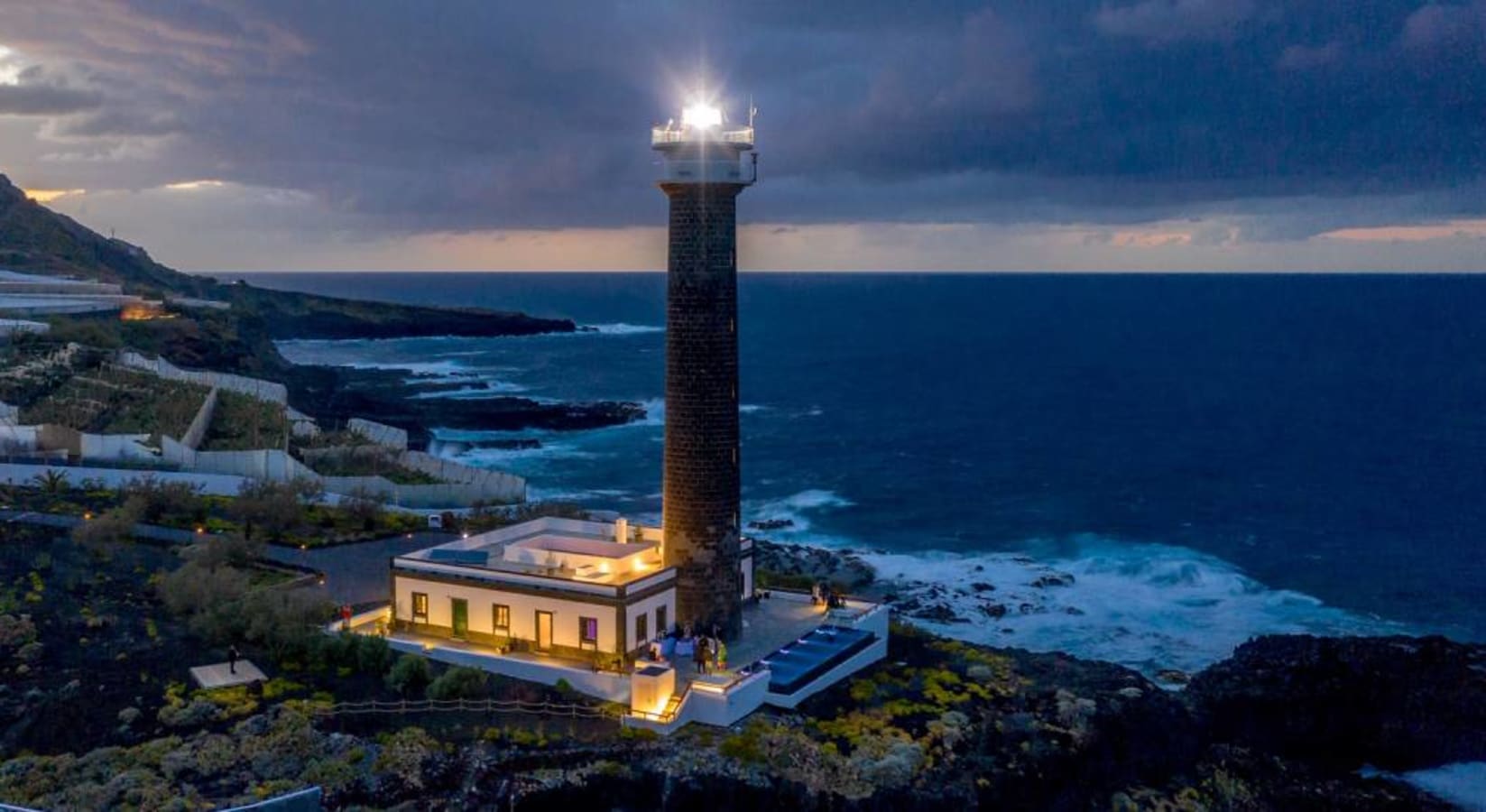 El Faro de Punta Cumplida