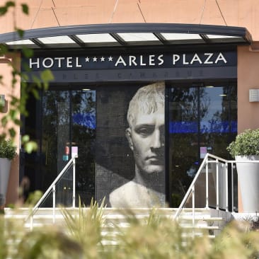 Hotel Arles Plaza