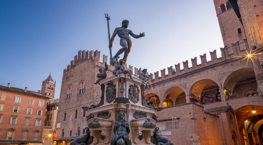 La fontana del nettuno a bologna